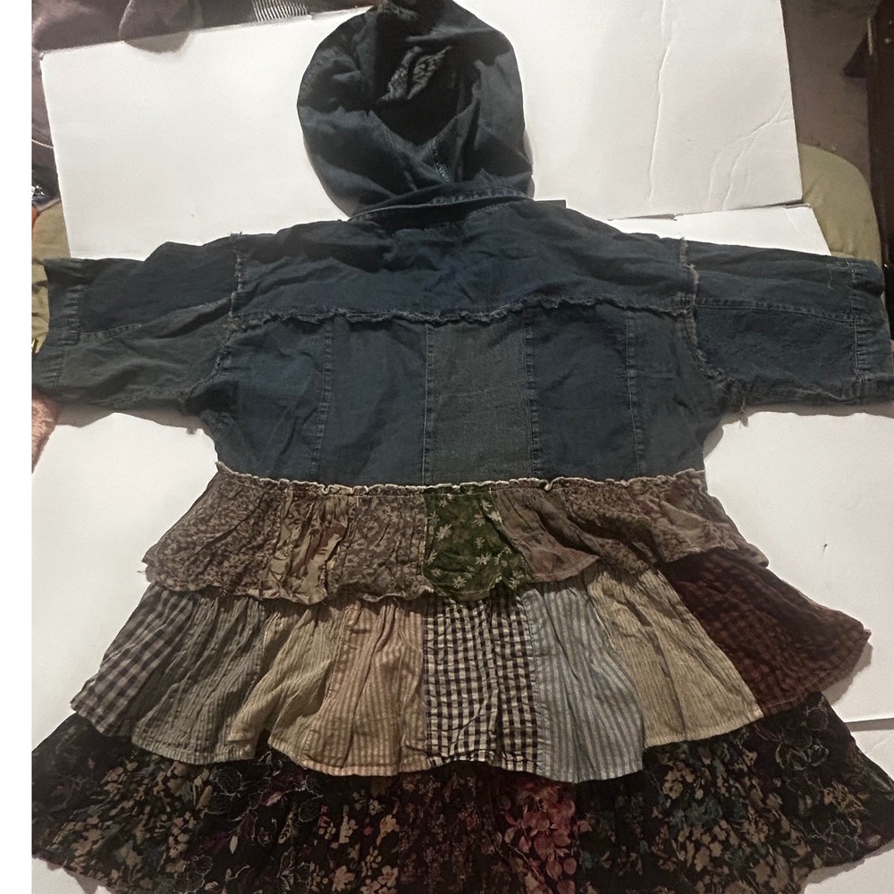 Young Threads Denim Patchwork Hooded Tunic Top Blue Floral Ruffle Mixed Media L - Picture 7 of 8